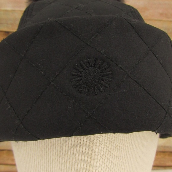 UGG Black Quilt Pattern Hat w/ Pom Pom O/S - Picture 4 of 13